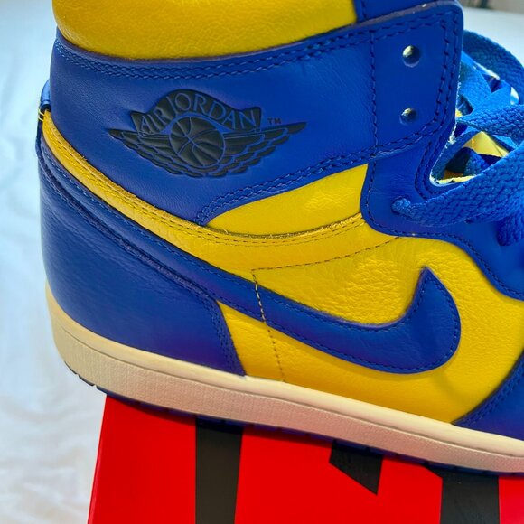 Air Jordan 1 Retro High OG Reverse Laney Sneakers Size 10.5 - Picture 2 of 8